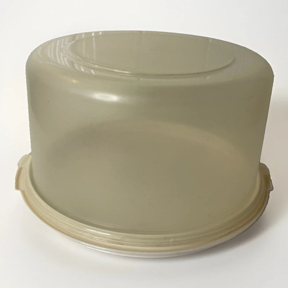 Vintage RUBBERMAID Almond Sheer Cake Keeper Carrier SERVIN SAVER Container #0035